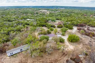 212 Fox Rd, San Marcos, TX 78666 - Photo 2