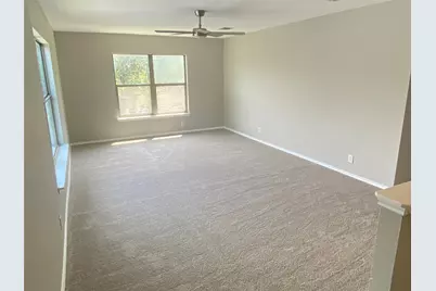 1405 Meadow Parkway, San Marcos, TX 78666 - Photo 12