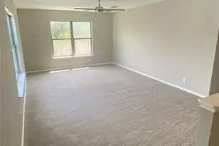 1405 Meadow Pkwy, San Marcos, TX 78666 - Photo 12