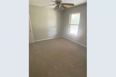 1405 Meadow Parkway, San Marcos, TX 78666 - Photo 18