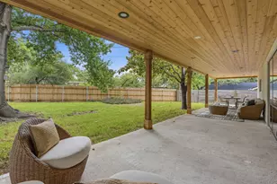 5810 Marilyn Dr, Austin, TX 78757 - Photo 34