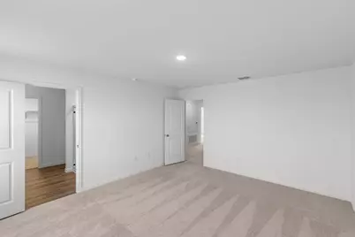 140 Mullen Way, Taylor, TX 76574 - Photo 10