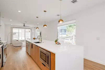 1208 Luna Street #1, Austin, TX 78721 - Photo 6