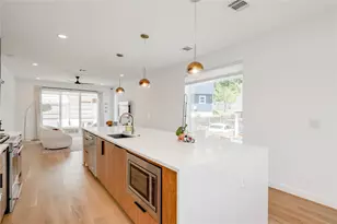 1208 Luna St, Austin, TX 78721 - Photo 6