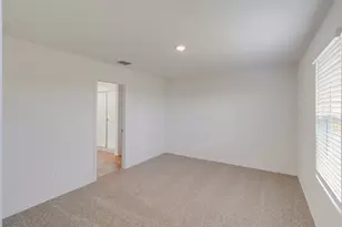 486 Bull Lake Cir, Buda, TX 78610 - Photo 10