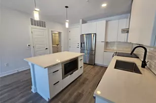 2220 Webberville Rd, Austin, TX 78702 - Photo 10