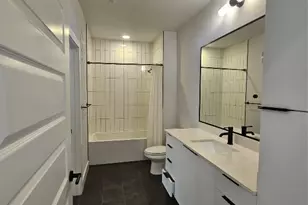 2220 Webberville Rd, Austin, TX 78702 - Photo 16