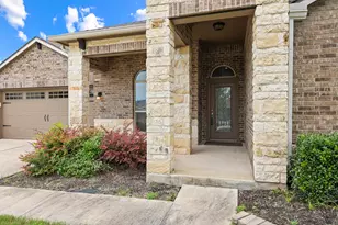 1018 Granbury Cv, Round Rock, TX 78664 - Photo 4