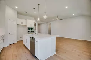 270 Smithsonian Ln, Kyle, TX 78640 - Photo 10