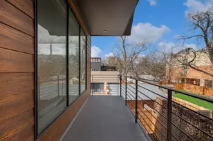 1410 E 3rd St, Austin, TX 78702 - Photo 34