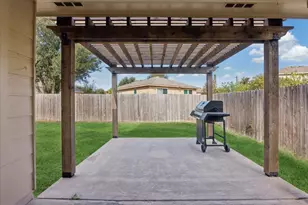 11304 Autumn Ash Dr, Manchaca, TX 78652 - Photo 2