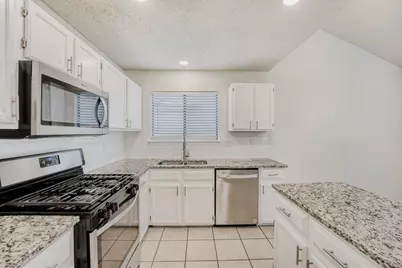 11922 Meadowfire Drive, Austin, TX 78758 - Photo 12