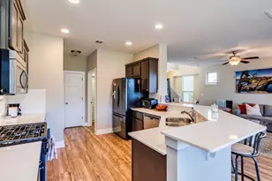 9500 Hunter Ln, Austin, TX 78748 - Photo 10