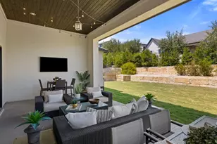 411 Ringtail Stream Dr, Austin, TX 78738 - Photo 4