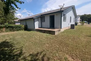107 Beck St, Florence, TX 76527 - Photo 8