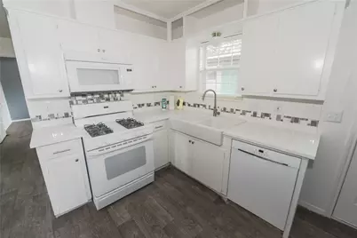 1600 Parker Lane #A, Austin, TX 78741 - Photo 10