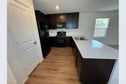 63 Trinity Circle, Lockhart, TX 78644 - Photo 2