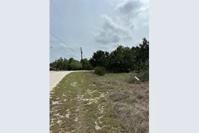 615 Crossman, Fischer, TX 78623 - Photo 4