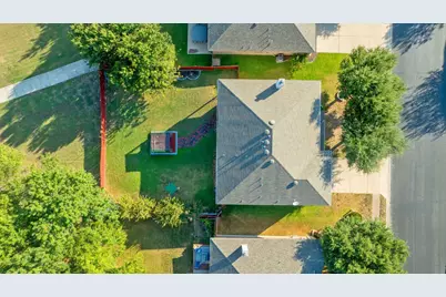 1024 Portchester Castle Path, Pflugerville, TX 78660 - Photo 30