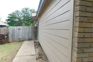2027 Redwing Way, Round Rock, TX 78664 - Photo 2