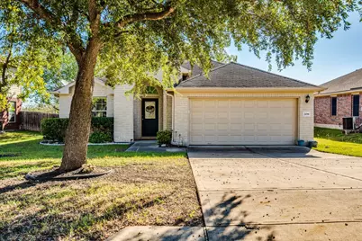 208 Ashwood N Drive N, Kyle, TX 78640 - Photo 2