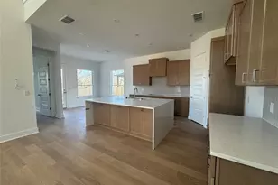 310 San Saba Dr, Buda, TX 78610 - Photo 4