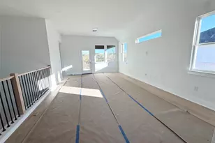 310 San Saba Dr, Buda, TX 78610 - Photo 8