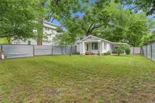 1122 Gunter St, Austin, TX 78702 - Photo 30