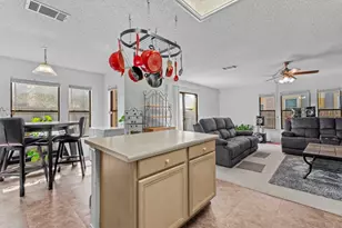 8007 Bramble Bush Dr, Austin, TX 78747 - Photo 18