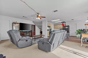 8007 Bramble Bush Dr, Austin, TX 78747 - Photo 8