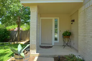 3751 Castle Rock Dr, Round Rock, TX 78681 - Photo 4