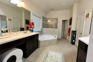 3900 Eland Dr, Pflugerville, TX 78660 - Photo 20