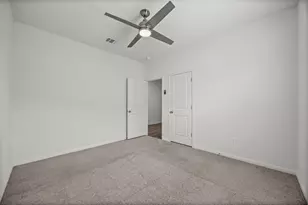 13501 Arthur Vandenburg Way, Manor, TX 78653 - Photo 28