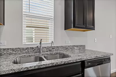 13501 Arthur Vandenburg Way, Manor, TX 78653 - Photo 10