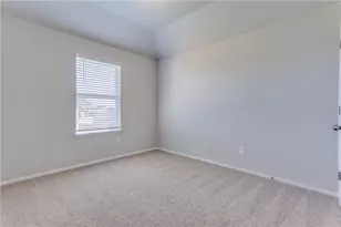 131 Trailside Ln, Bastrop, TX 78602 - Photo 18