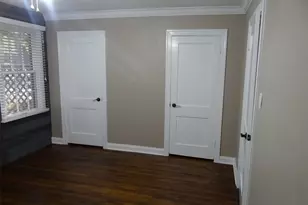 912 E 32nd St, Austin, TX 78705 - Photo 20