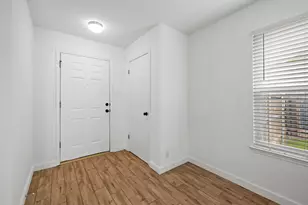 105 Stanford Dr, Leander, TX 78641 - Photo 4