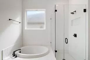 206 Lariat Loop, Liberty Hill, TX 78642 - Photo 14