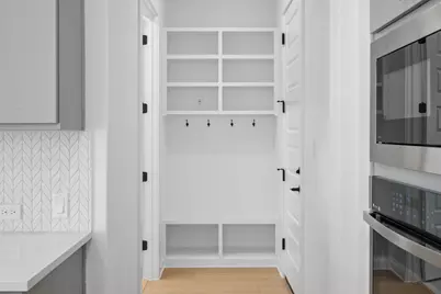 206 Lariat Loop, Liberty Hill, TX 78642 - Photo 4