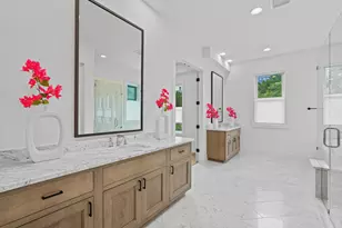 1719 Spyglass Dr, Austin, TX 78746 - Photo 2