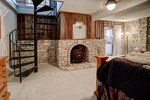 537 Leisure Ln, Cedar Creek, TX 78612 - Photo 20