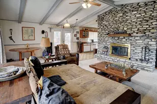 537 Leisure Ln, Cedar Creek, TX 78612 - Photo 10