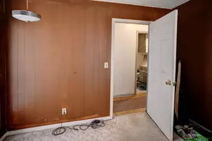 537 Leisure Ln, Cedar Creek, TX 78612 - Photo 14