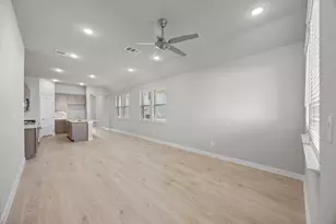 8012 Shining Flor Run, Lago Vista, TX 78645 - Photo 8