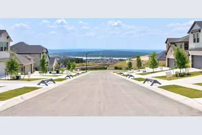 8012 Shining Flor Run, Lago Vista, TX 78645 - Photo 34