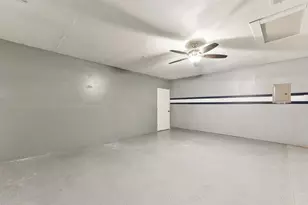 717 Blair Ave, Bastrop, TX 78602 - Photo 30