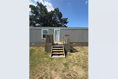 272 Plum Street, Bastrop, TX 78602 - Photo 4