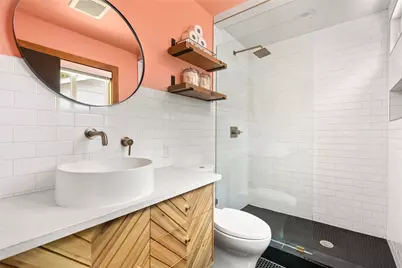 2001 Teakwood Drive, Austin, TX 78757 - Photo 20