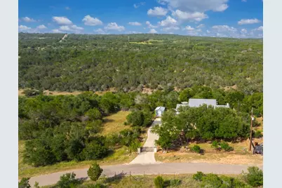172 Bluff Trail, Dripping Springs, TX 78620 - Photo 32