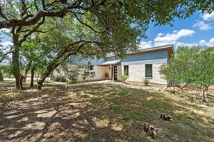 172 Bluff Trail, Dripping Springs, TX 78620 - Photo 40